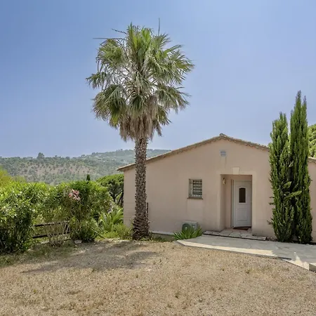 Soleia - Vue Mer, Piscine & Jardin Prive, Parking Appartement *