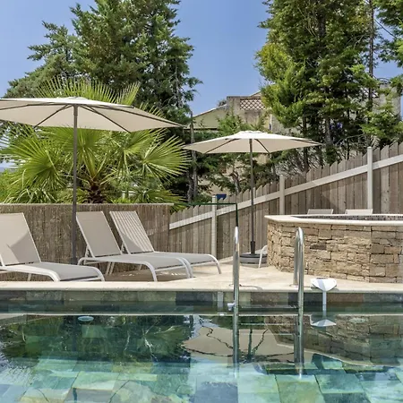 Appartement Soleia - Vue Mer, Piscine & Jardin Prive, Parking *